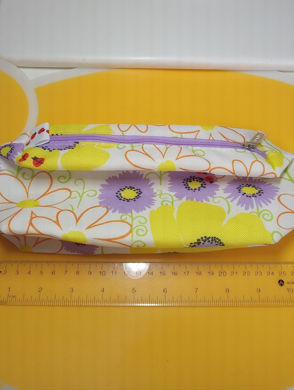 Clinique Floral Zipper Pouch